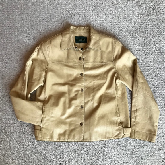 Women’s Danier Leather Jacket - Picture 1 of 4